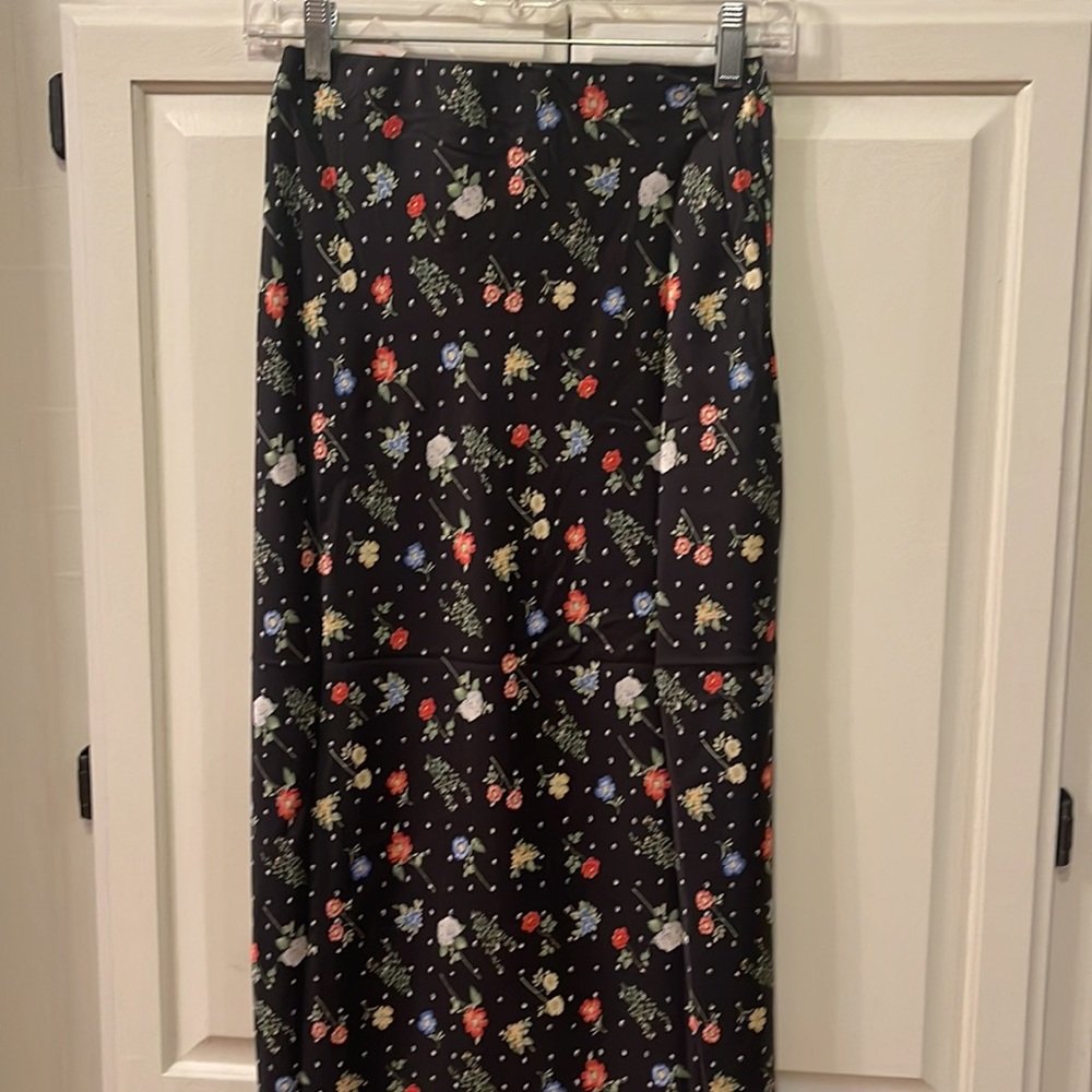 Brand New! With tags. Francesca satin skirt. Small - Picture 3 of 5